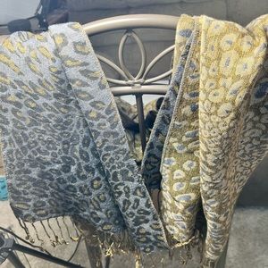Womens stylish scarf